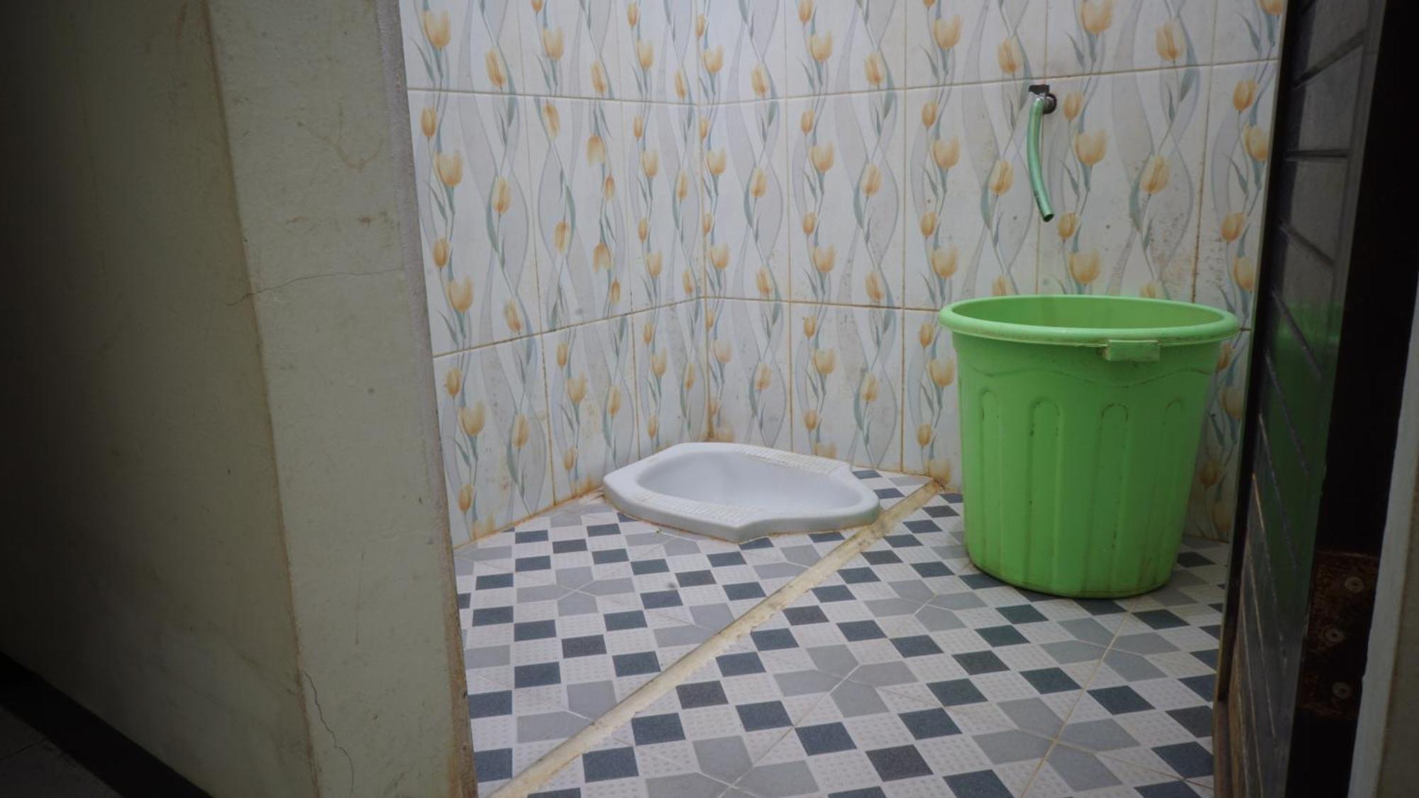 Spot On 92860 Hunian 99 Hotel Banyuwangi  Buitenkant foto